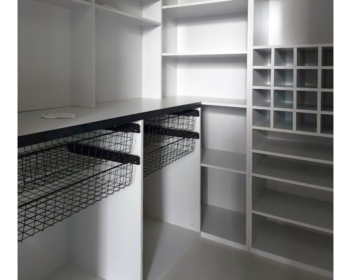 Кронштейны корпусной мебели 450